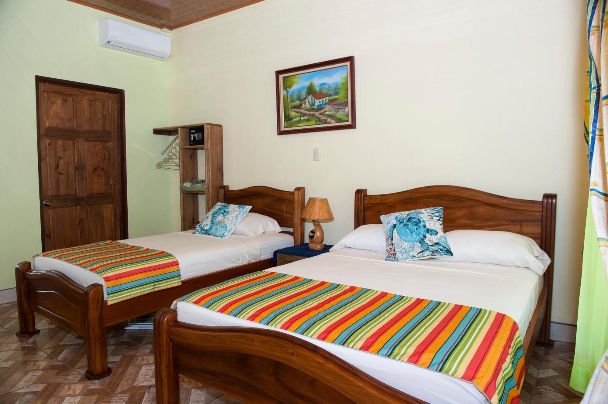 Hotel Sunshine Caribe Puerto Viejo de Talamanca Ngoại thất bức ảnh
