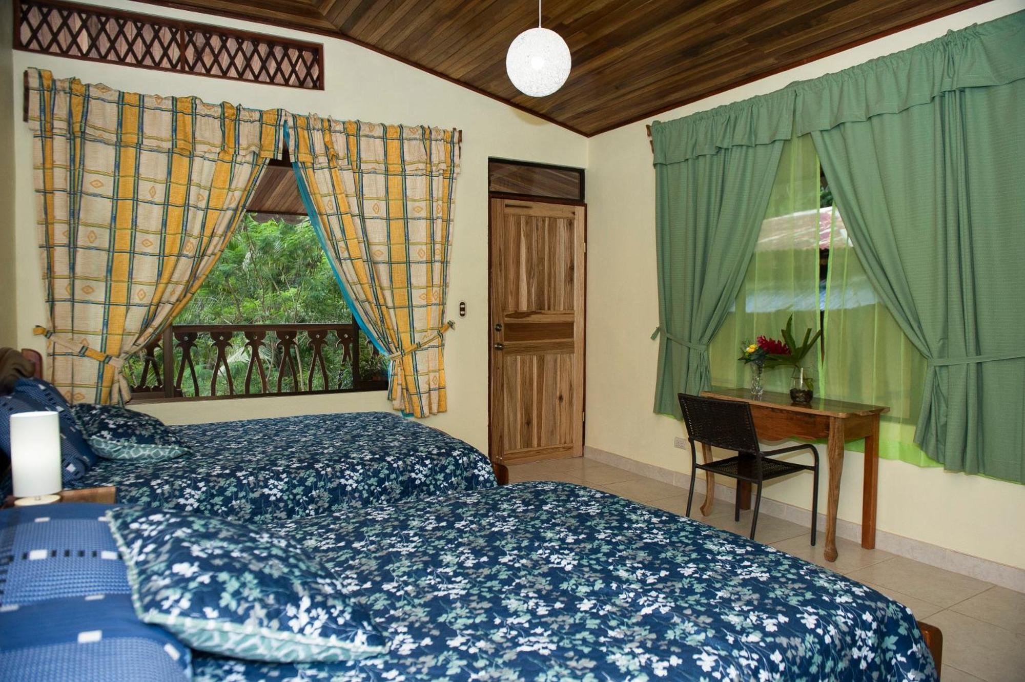 Hotel Sunshine Caribe Puerto Viejo de Talamanca Ngoại thất bức ảnh