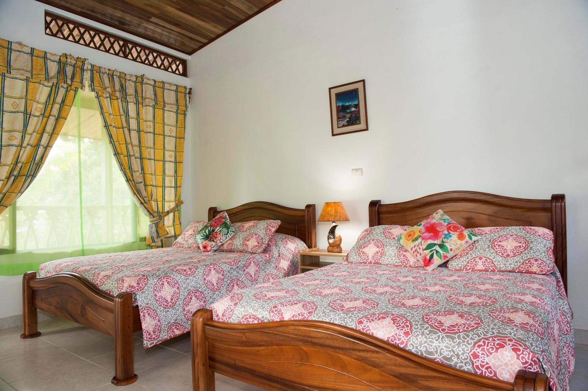 Hotel Sunshine Caribe Puerto Viejo de Talamanca Ngoại thất bức ảnh
